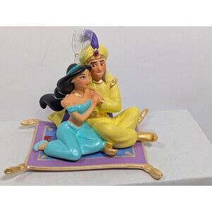HALLMARK Keepsake 2019 A WHOLE NEW WORLD Aladdin & Jasmine Christmas Ornament